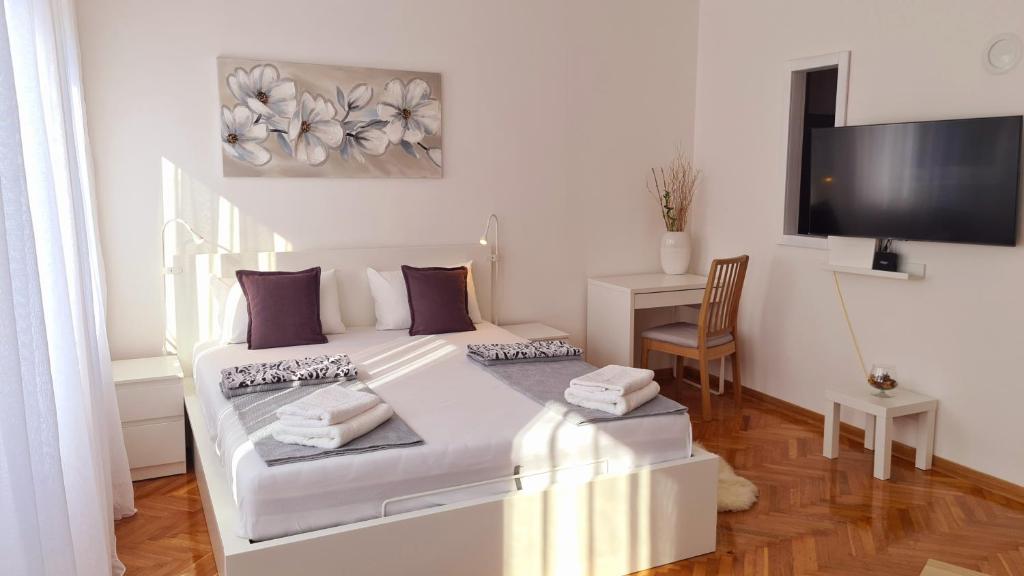 All In One Studio - 1