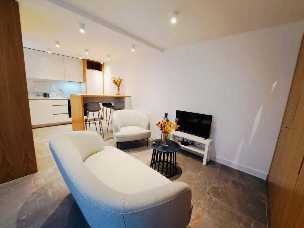 Quartier 113 - Close Insead and château, Fontainebleau