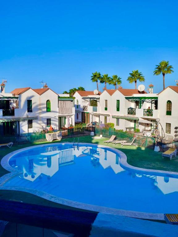 Apartment Laura near Europa Center and Amadores beach, Free WiFi - 1