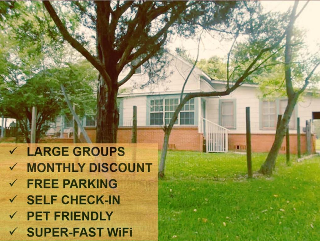 Nice & Spacious House in Silsbee with Self Check-in, Silsbee