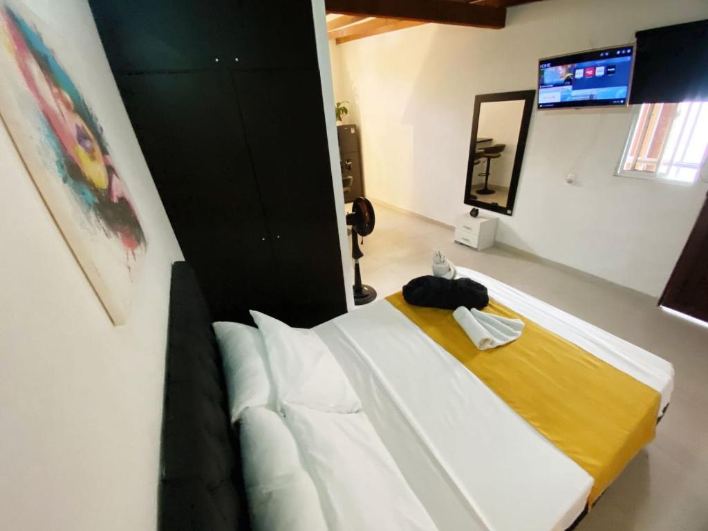 Aparta Suites Rosales - 4