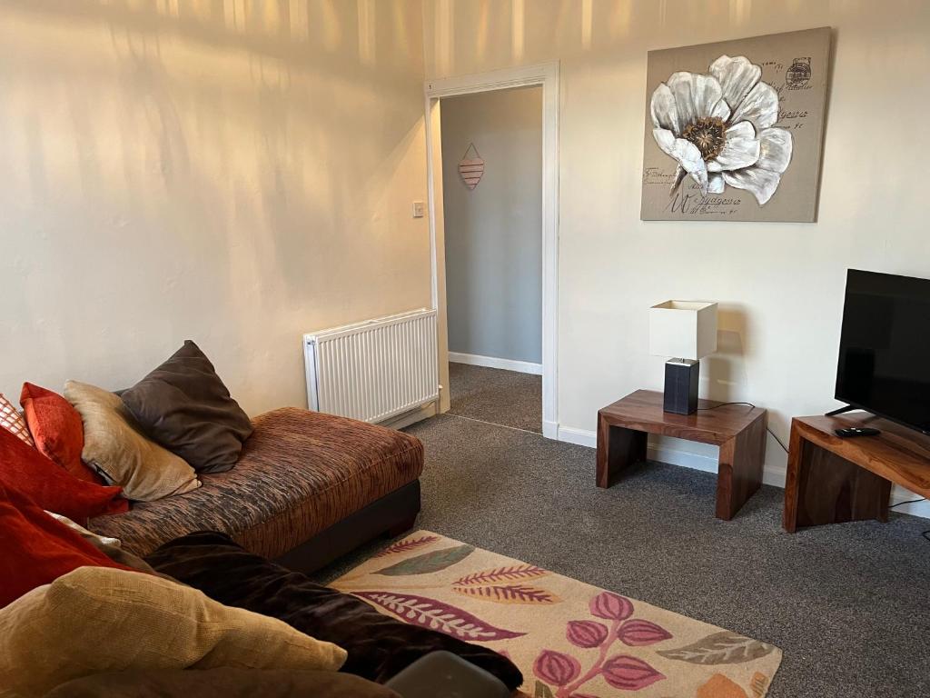Newhaven, Apartment Largs