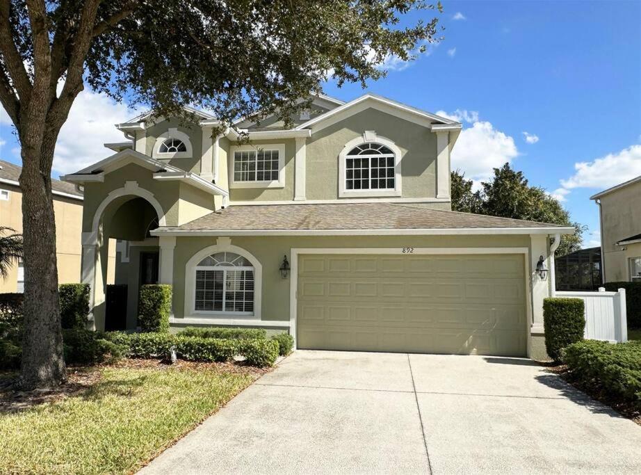 537 -Beautiful Private Home with Pool, Spa and Balcony off Bedroom, Davenport