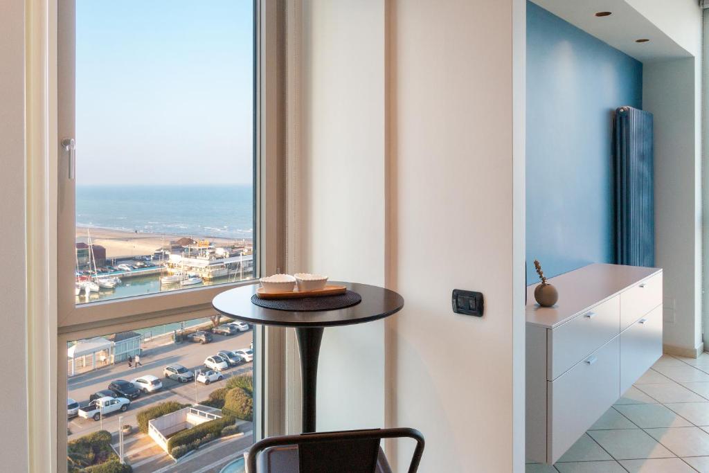 LUXURY BLUE LIVING RICCIONE PORTO - 2
