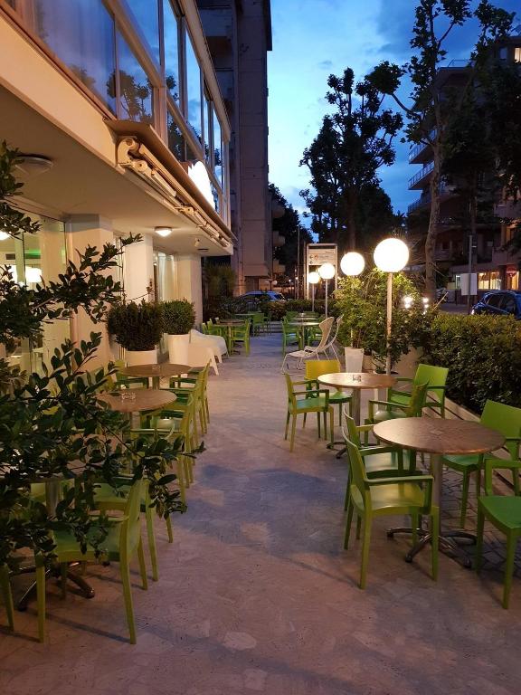 Hotel Konrad — Restauracje i bary in Rimini, Emilia-Romania