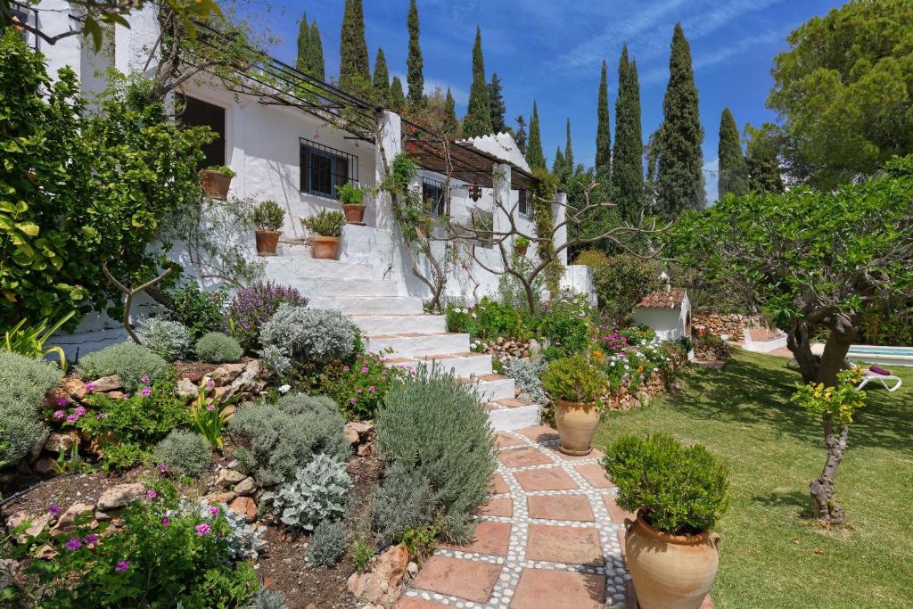 Villa Orchard: Charming Private Pool Views 2adlt - 3