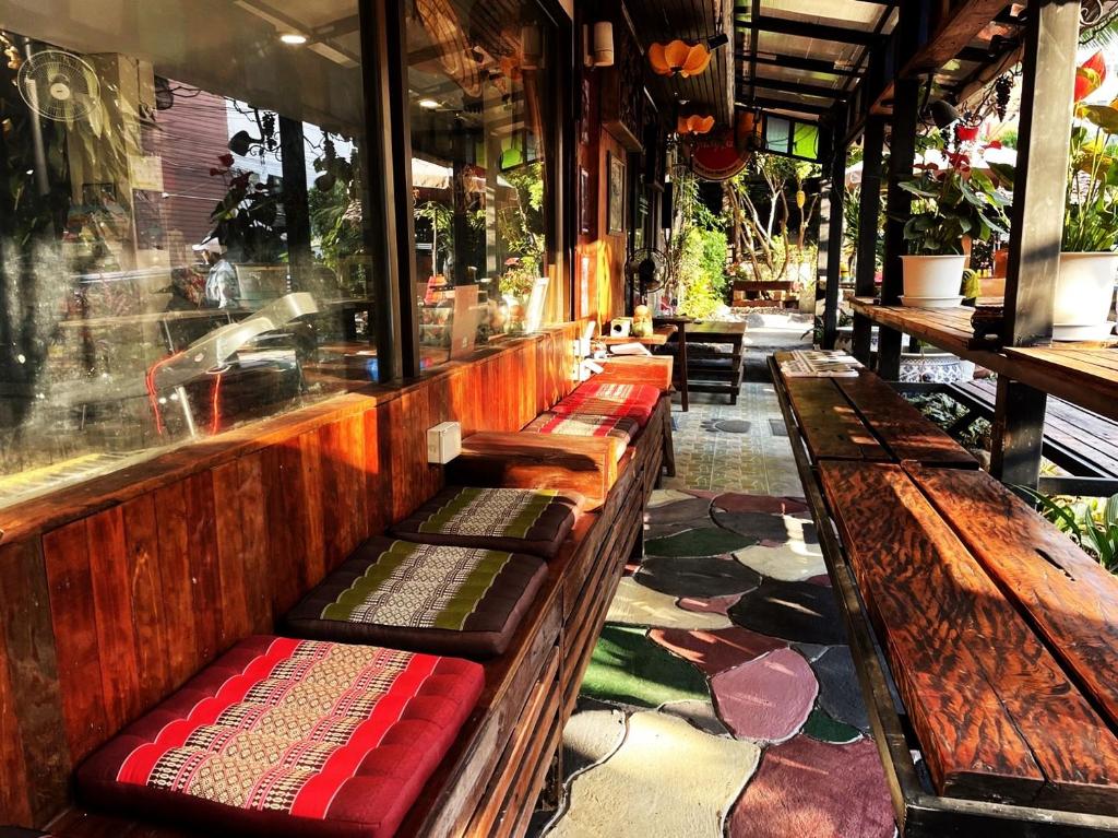 Shared lounge/TV area, Panda House Chiangmai in Chiang Mai