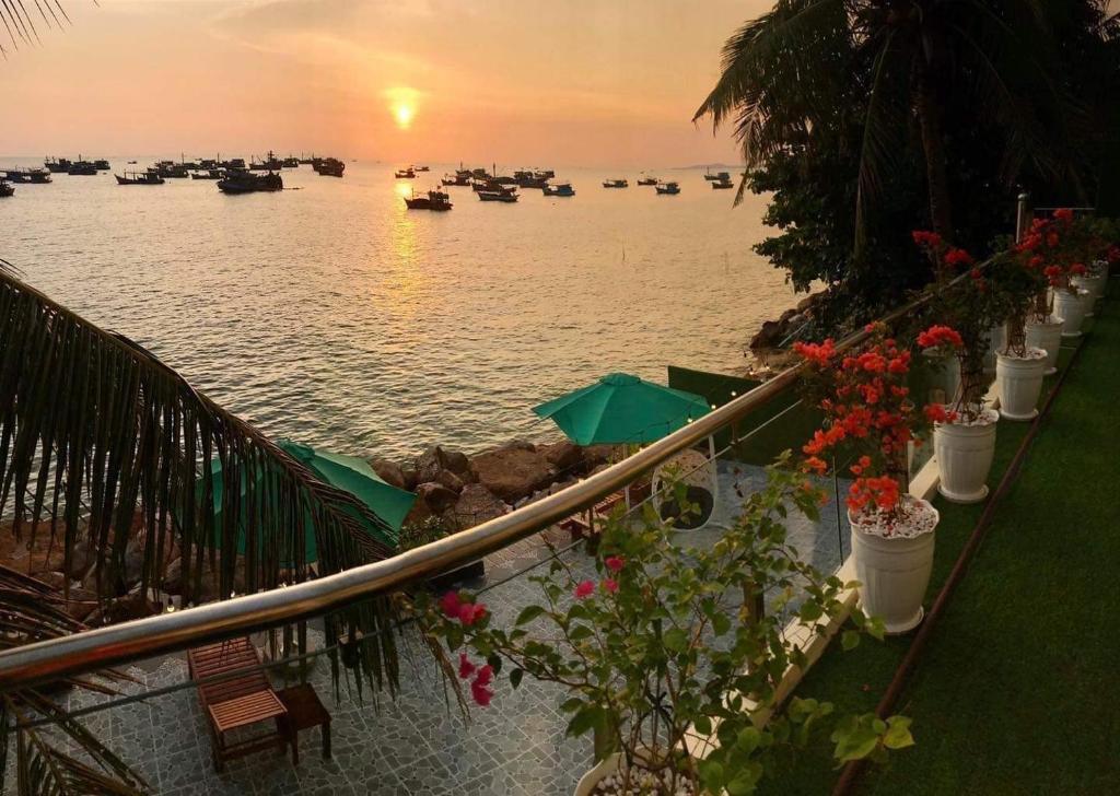 Heaven Land PQ &#8211; by BAY LUXURY