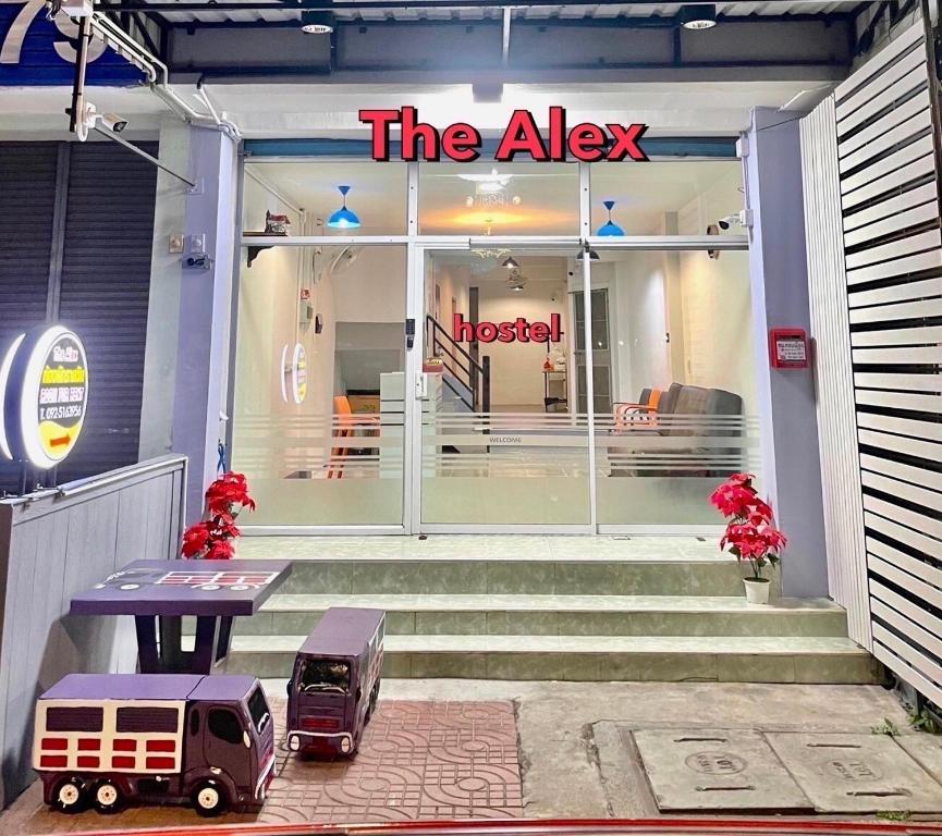 The Alex, Ban Don Muang