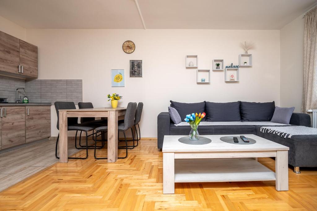 KC Apartment, Subotica