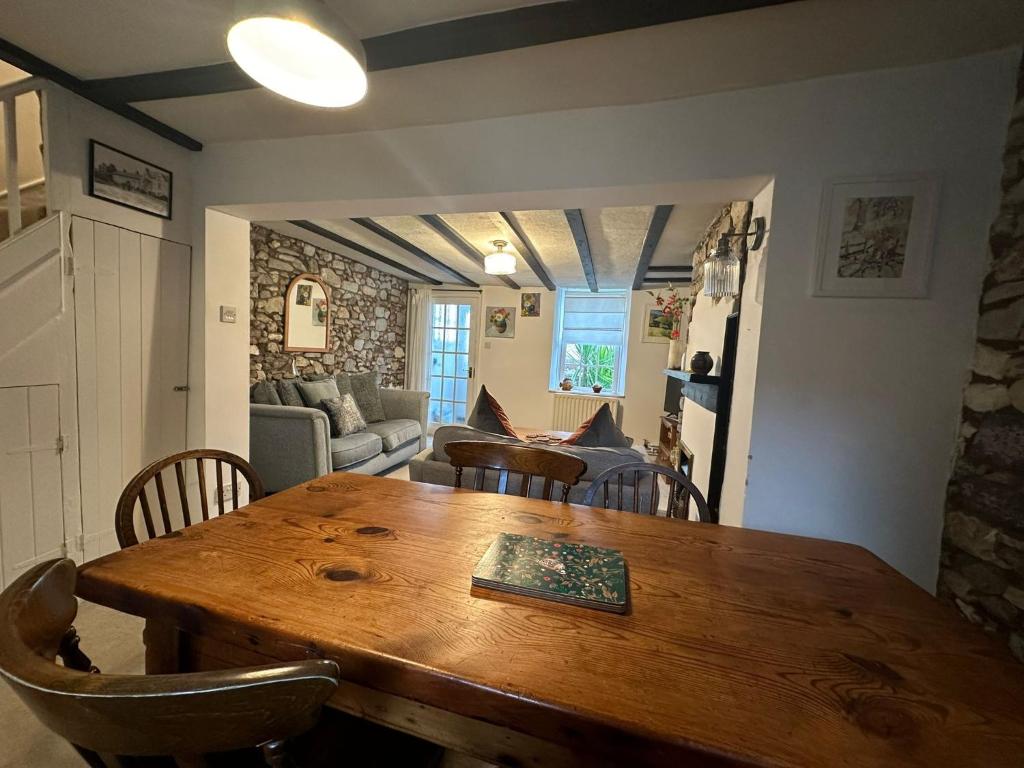 Nutshell Cottage Sidmouth photo 5