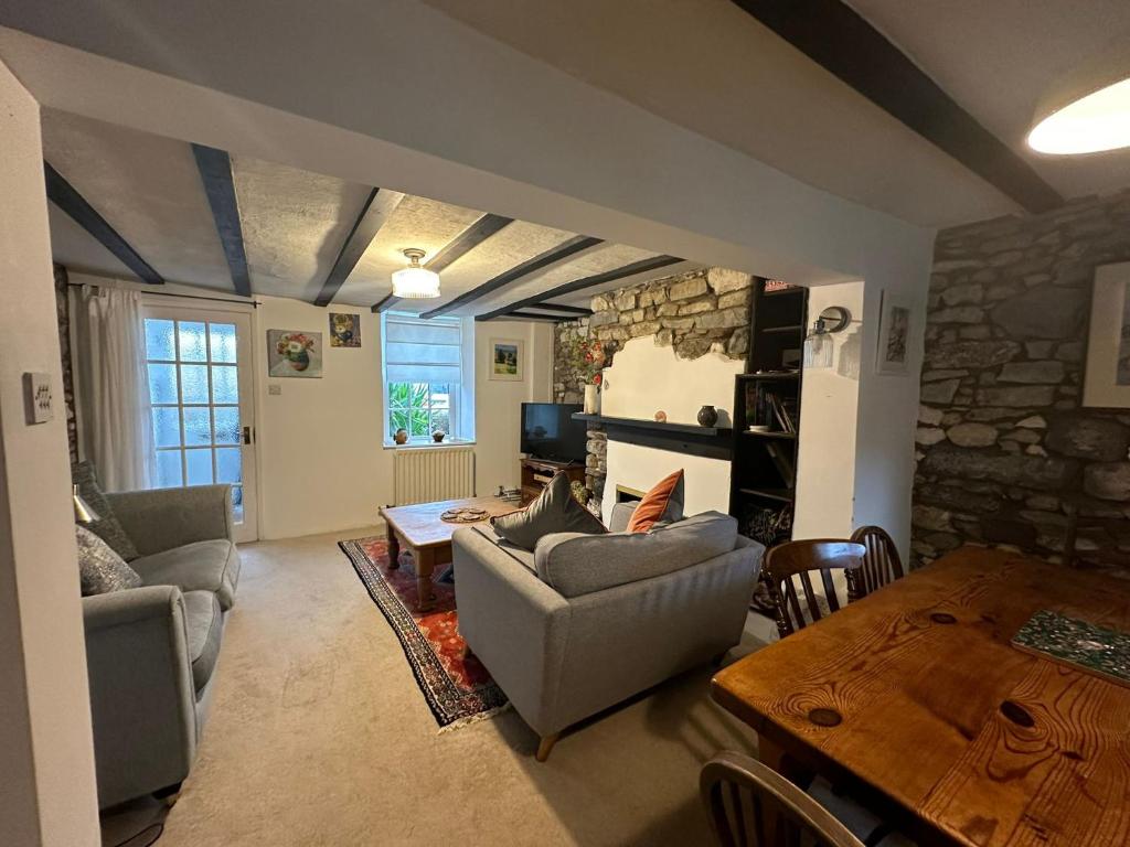 Nutshell Cottage Sidmouth photo 3
