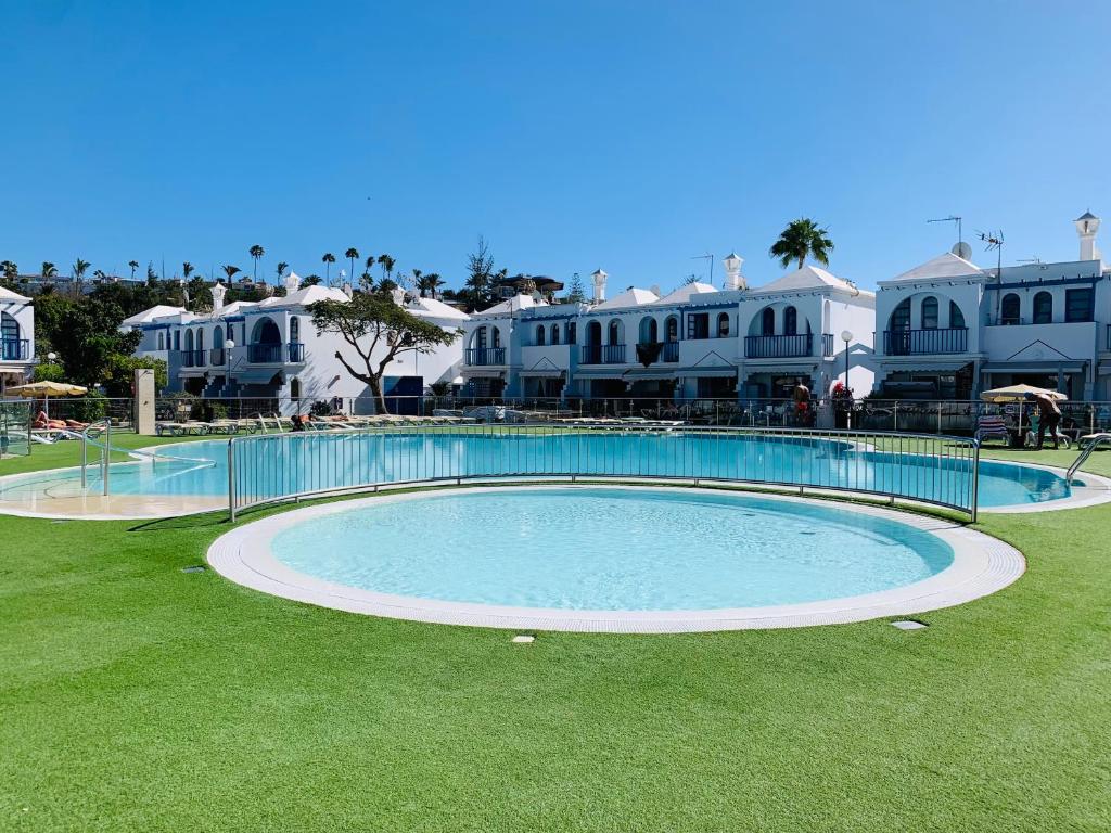 Bungalow Terrace&Pool near the Beach - 1