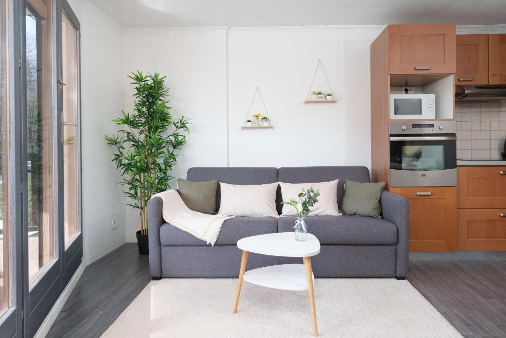 Le Cosy : Terrasse • Parking • Piscine • Clim - 2