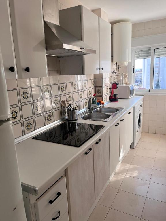 Apartamento en primera línea de playa Valdemar 1 - 2