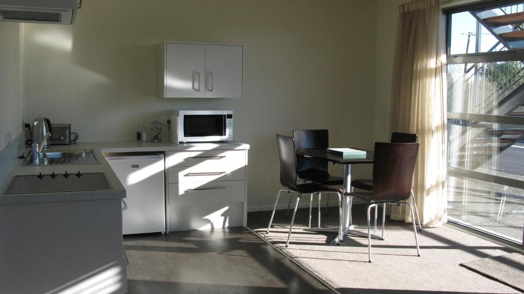ペガサス ゲートウェイ モーテルズ アンド アパートメンツ (Pegasus Gateway Motels and Apartments) キッチン