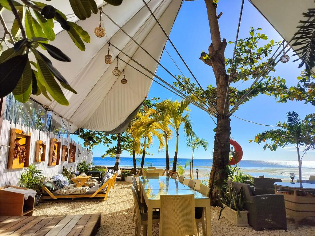 อาหารและเครื่องดื่ม