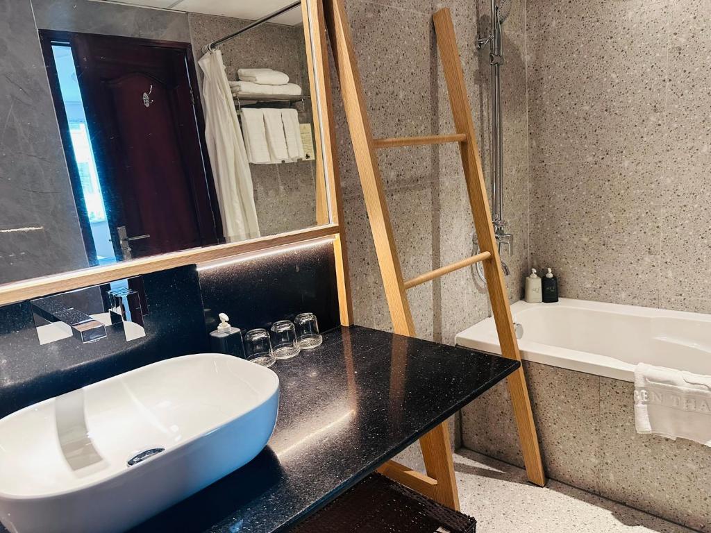 Attrezzature e servizi