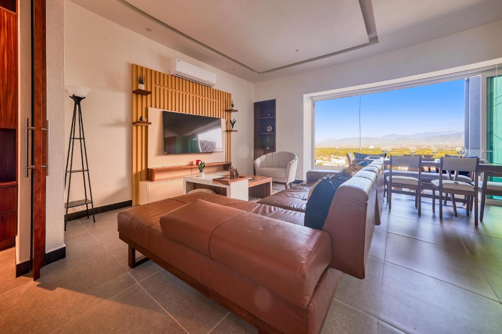 Luxurious Penthouse in Puerto Vallarta - 3