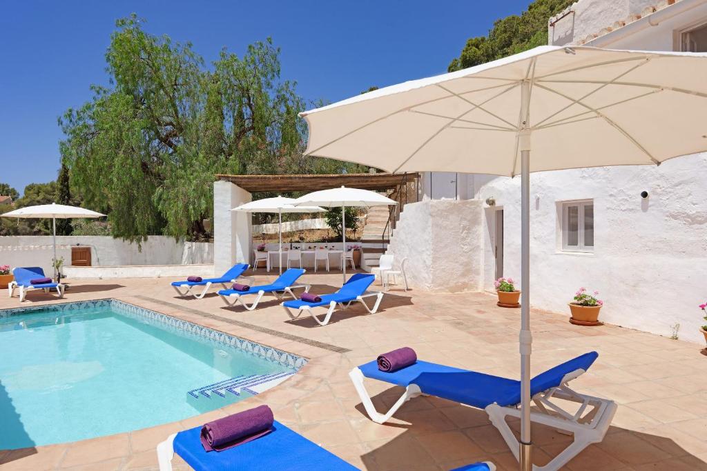 The Little Well: Private Pool Sleeps2 Views - 4