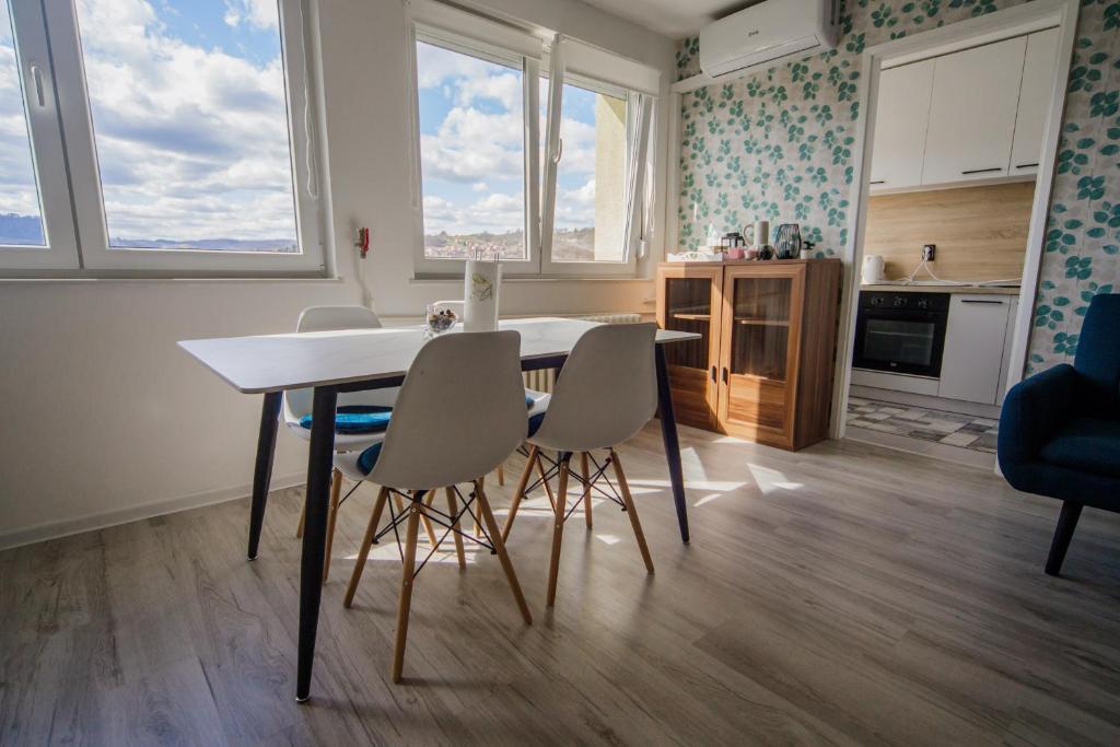 5 min Apartment - 5