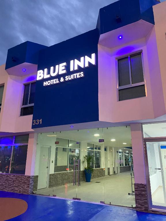 Blue Inn Hotel & Suites - 2