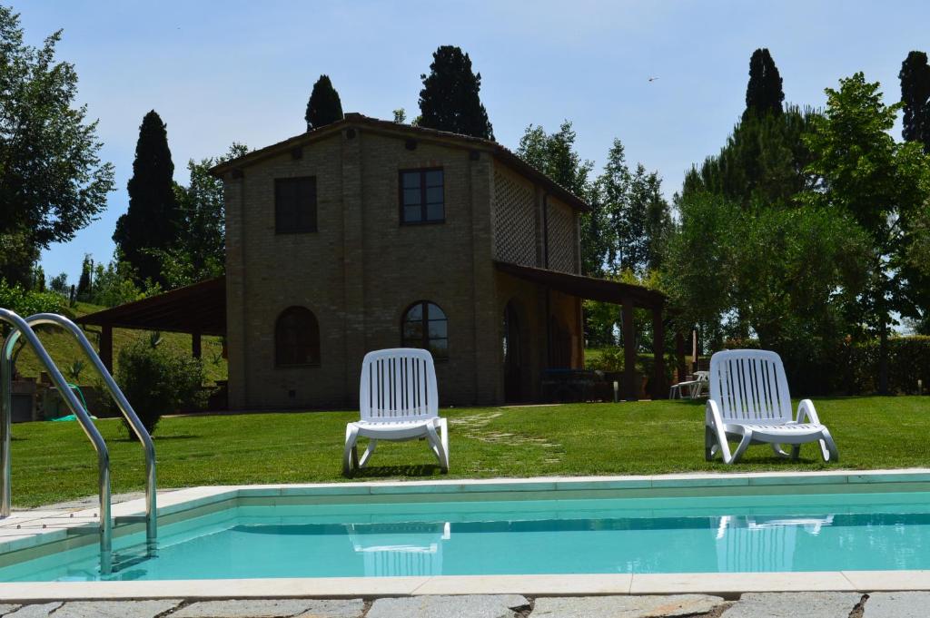 Leonina Cottage - 1