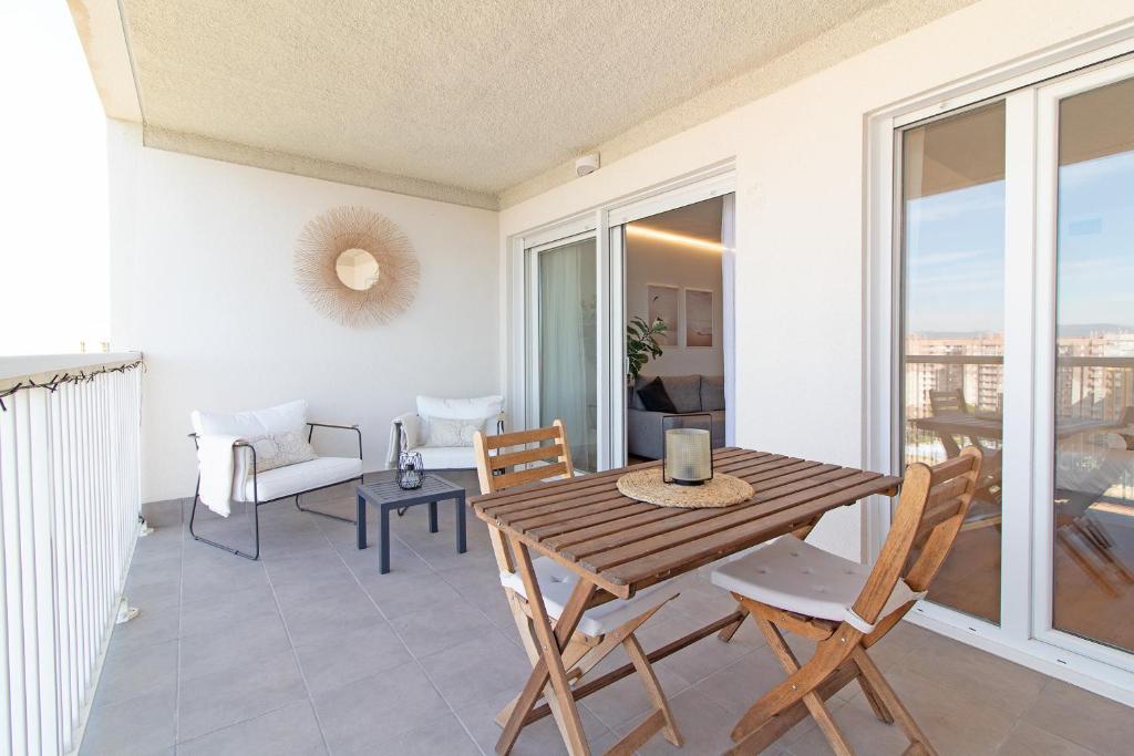 Global Properties, Moderno apartamento con piscina y terraza en la playa de Canet, Canet de Berenguer