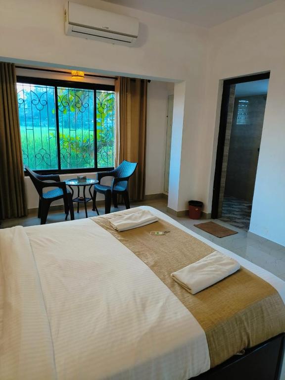 GFV Comforts, Candolim