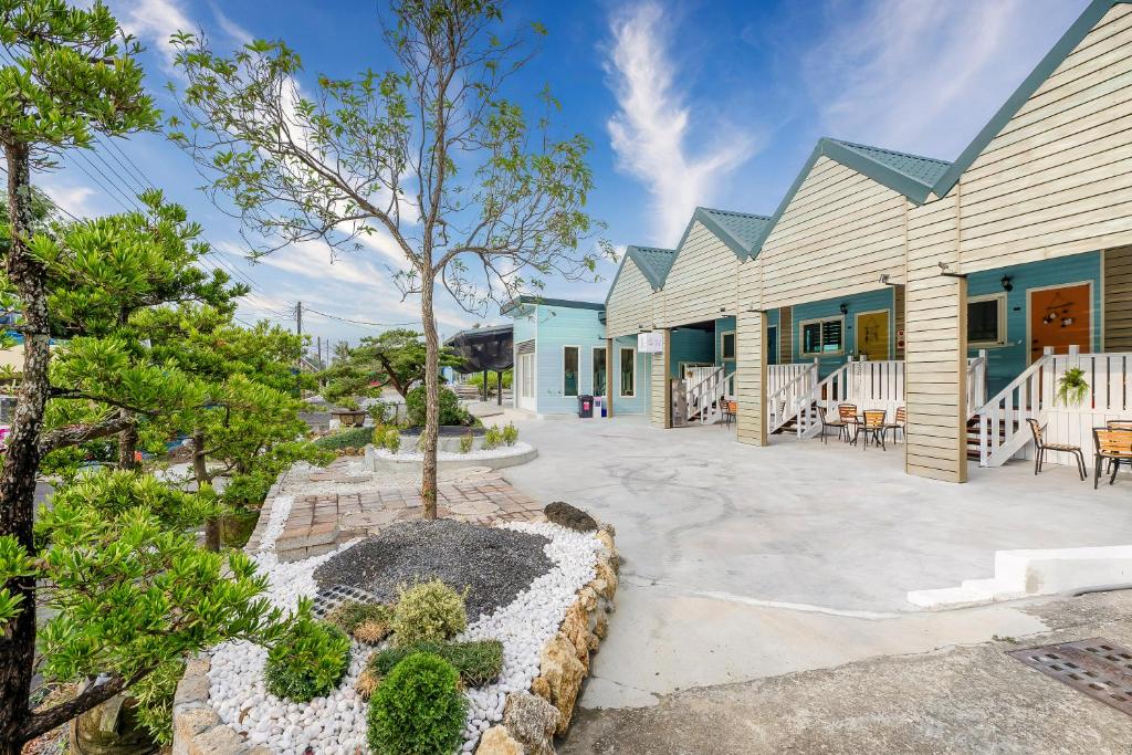 little lost B&B, Siao Liou-čchiou