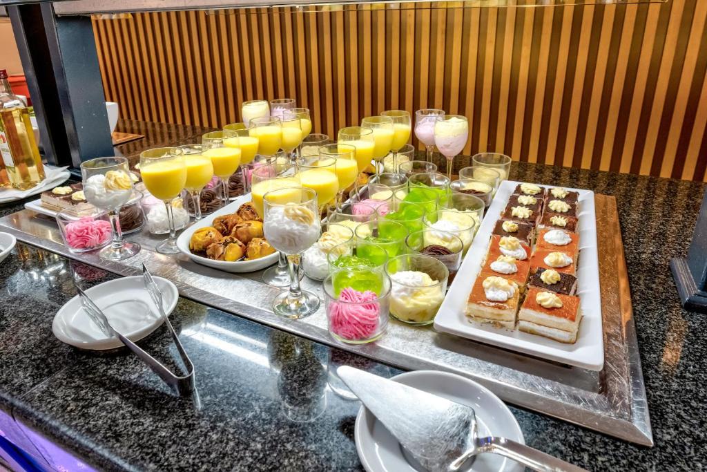 Hotel Chatur Costa Caleta — Restaurant & bars in Caleta De Fuste, Canary Islands