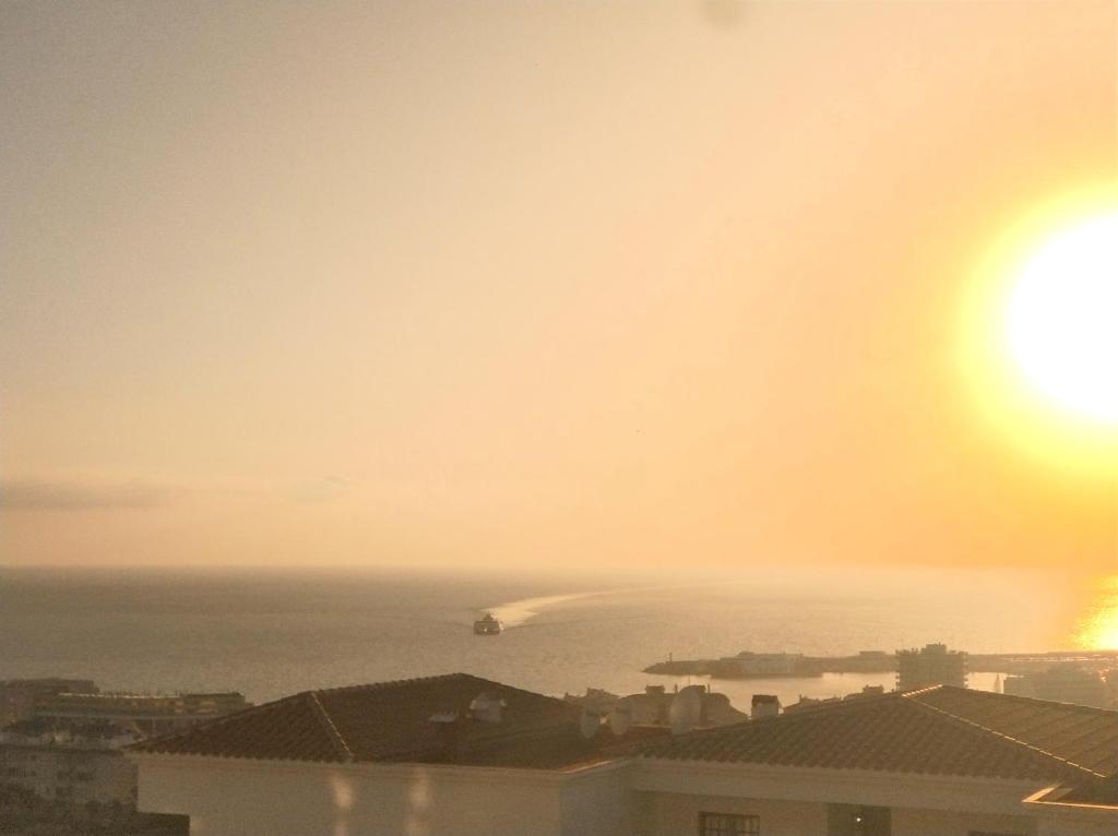 SEAVIEW PORT ROYAL, Los Cristianos, Heated Pool, WiFi - 3