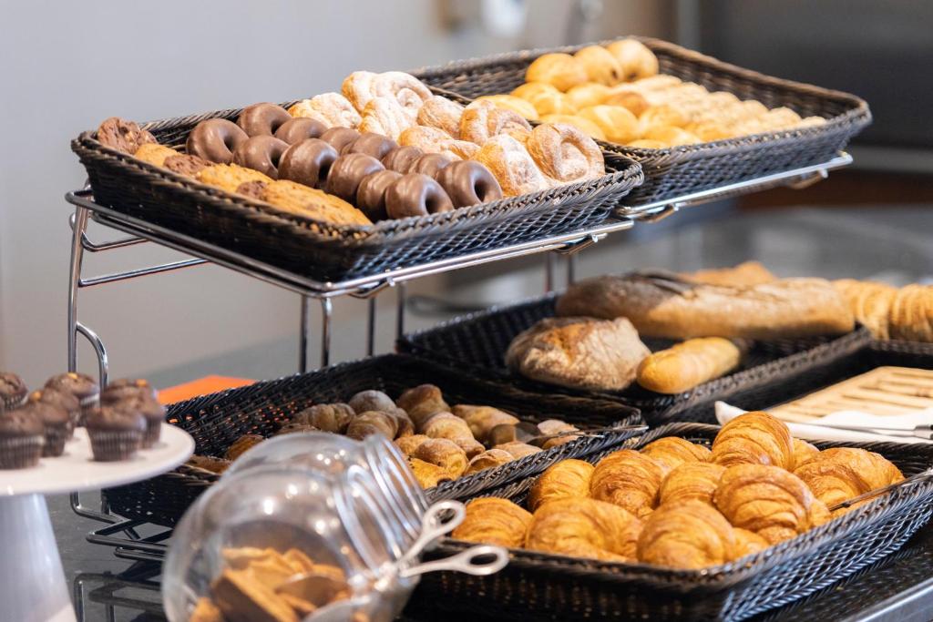 อาหารและเครื่องดื่ม