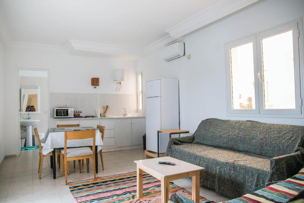 CoZi Coliving Djerba, Mezraya