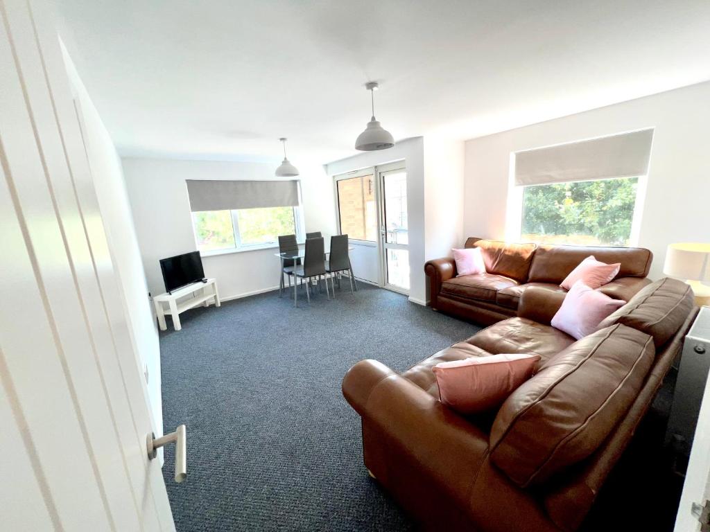 Fabulous flat in quiet location, Bedford
