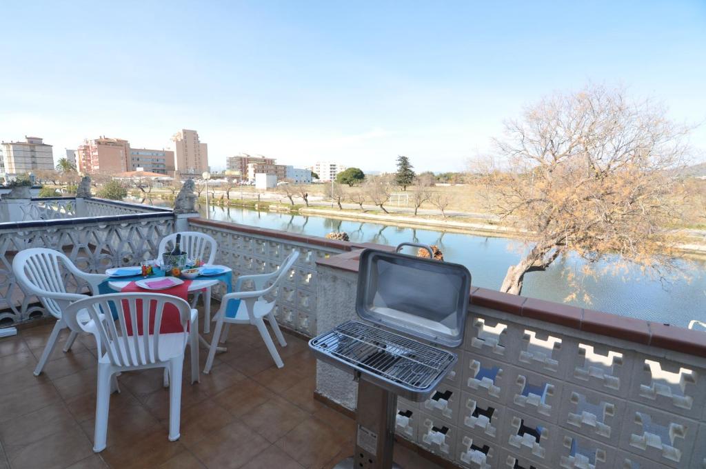 RNET - Clot de Franquets - Roses Santa Margarita, Roses