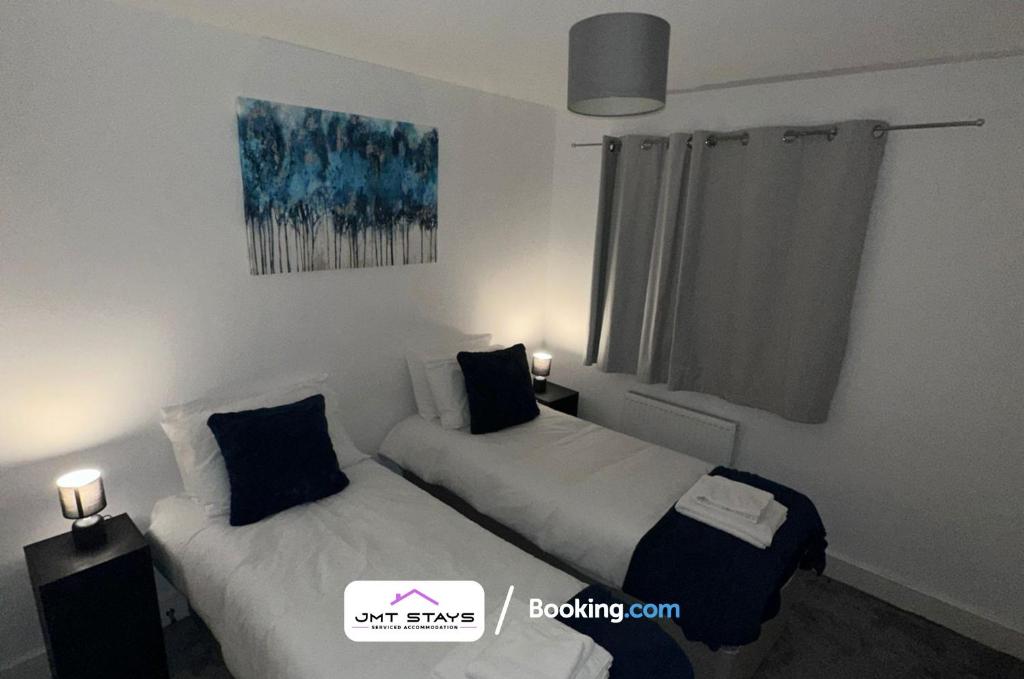 Up to 32 off Discounted for Long Stays BY JMT Stays Short Lets