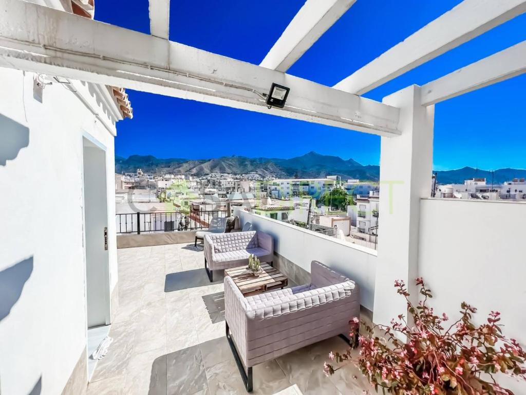 Cd-1382 Two Bedroom Apartment With Terrace - 2