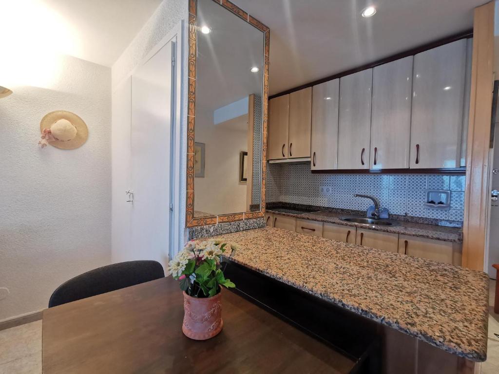 Estudio con Terraza y Vista al Mar en Costa Brava - ES-209-7 - 3