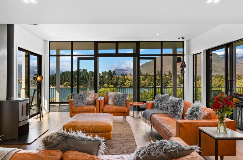 10 The Terrace, Queenstown