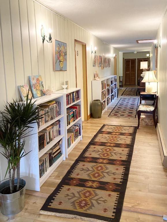 Recreational facilities, Wisteria Guest House in Salt Spring Island (BC)