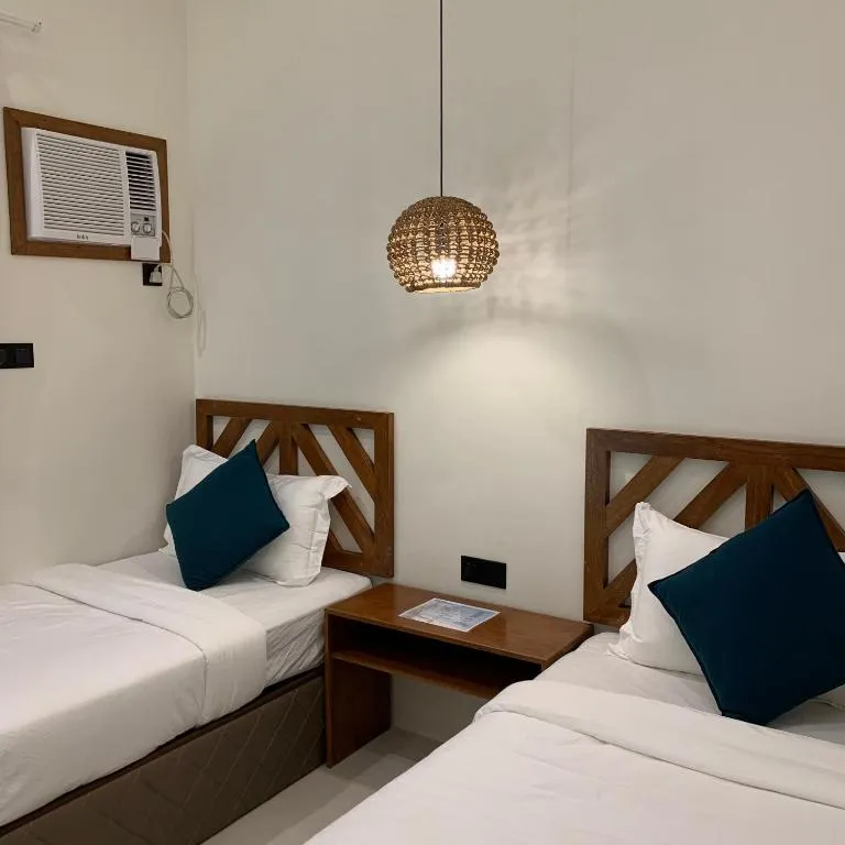 Bahandi Hotel, Hotel in General Luna