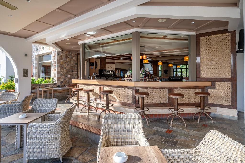 Palladium hotel — Restaurant & bars in Marmari (Kos), South Aegean