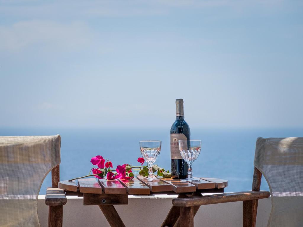 Markouli Studios, Donousa