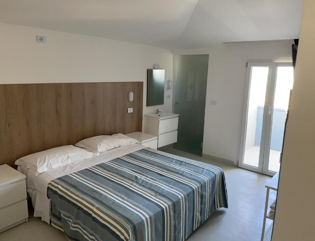 Hotel Rosa - 5