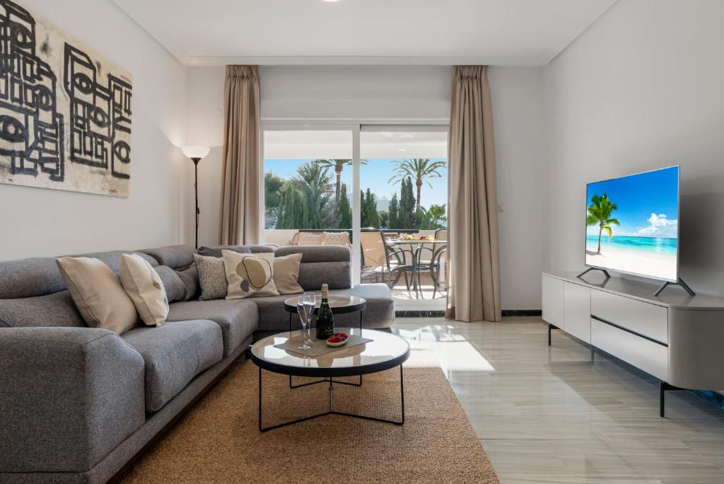 Banus Rentals Luminoso apartamento con vistas al mar - 5