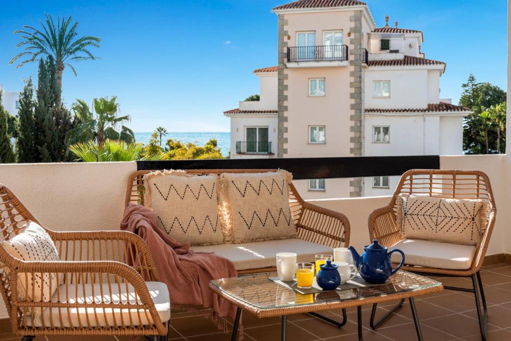 Banus Rentals Luminoso apartamento con vistas al mar - 2
