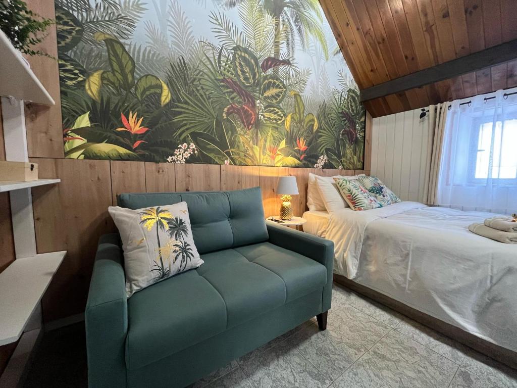 Free Parking, 40 meters from the beach, WI-FI, AC - 2