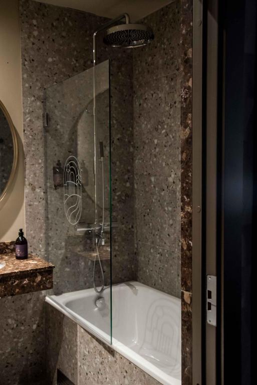 バスルーム（客室）