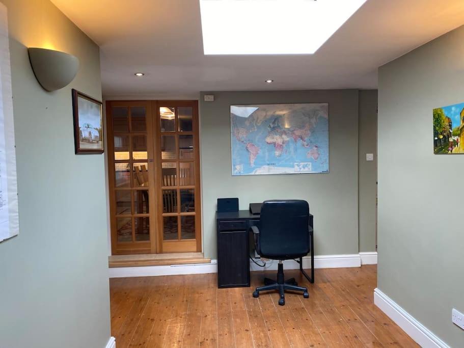 Dog Friendly Home - Exmouth, East Devon photo 6